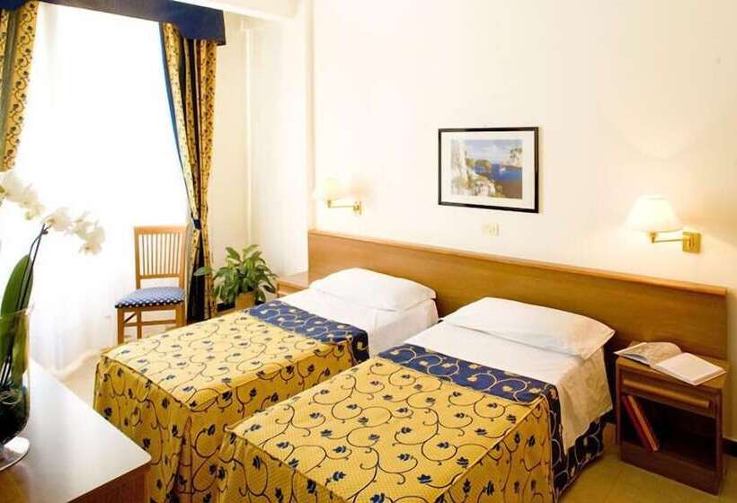 Номер Стандарт с Балконом, Mediterraneo