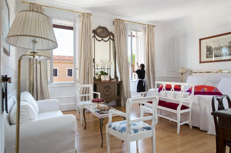Camera Tripla Deluxe, Grand Hotel Plaza