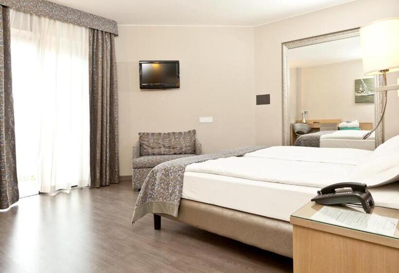 컴포트 룸, Parc Hotel Flora S