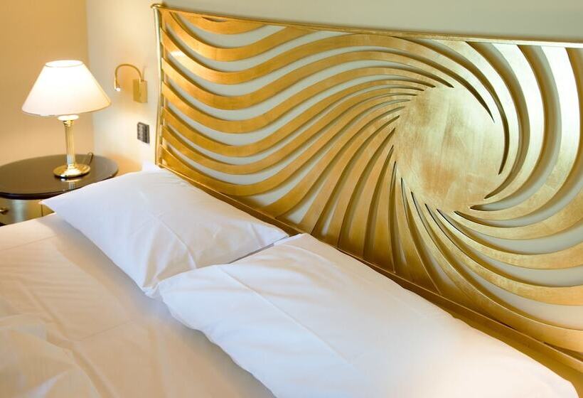수피리어 자쿠지 룸, Parc Hotel Flora S