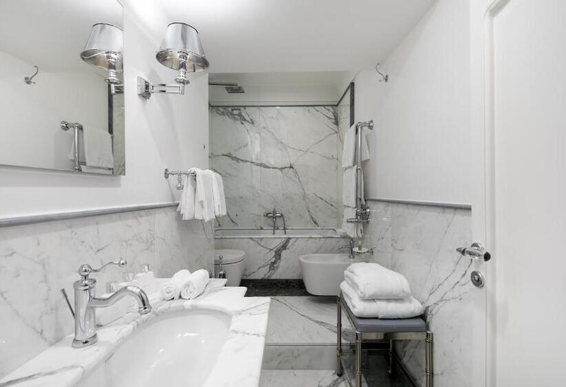 Номер Deluxe Вид на Море Боковой, Villa Franca