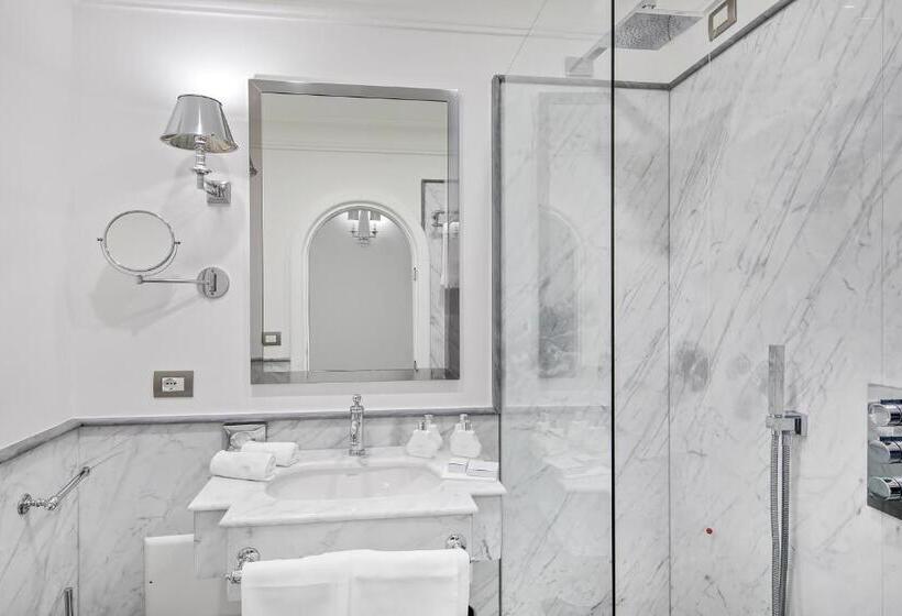 Номер Deluxe Вид на Море Боковой, Villa Franca