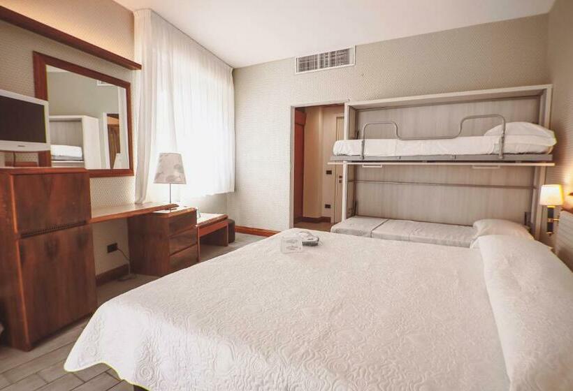 Четырехместный Номер Стандарт Вид на Море, B&b Hotel Chioggia Airone