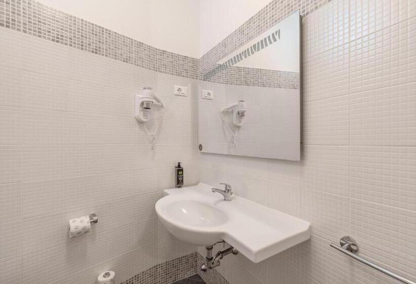 Четырехместный Номер Стандарт, B&b Hotel Chioggia Airone
