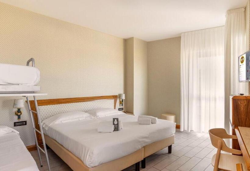 Четырехместный Номер Стандарт Вид на Море, B&b Hotel Chioggia Airone