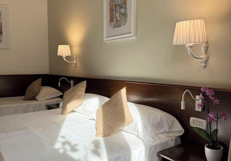 Standaard Driepersoonskamer, Central Wellness