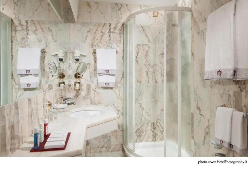 اتاق کلاسیک یک تخته, Grand Hotel Trento