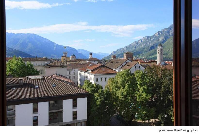 디럭스 트리플 룸, Grand Hotel Trento