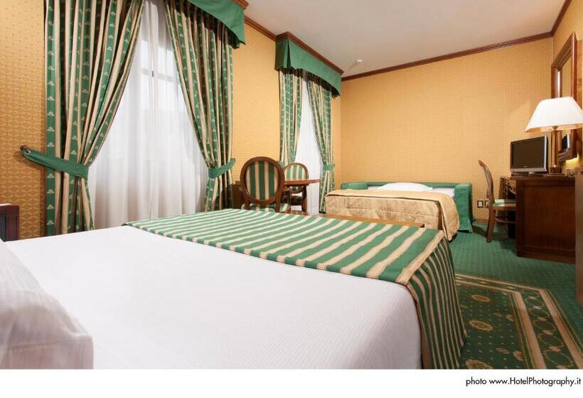 디럭스 트리플 룸, Grand Hotel Trento
