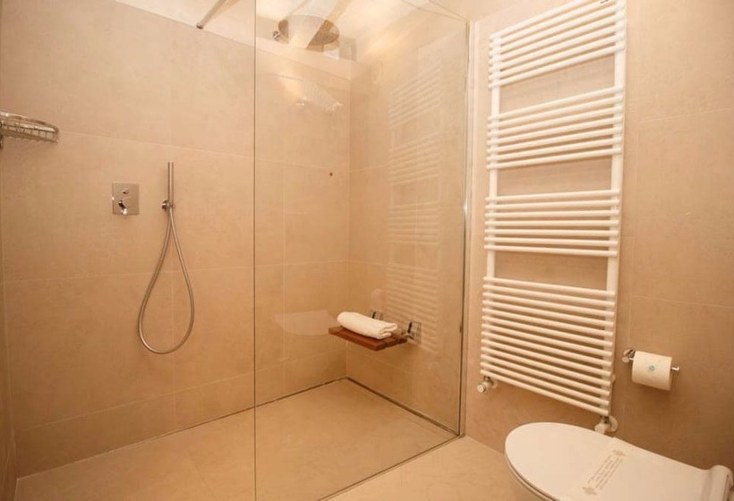 Номер Deluxe Вид на Озеро, Olivi Hotel & Natural Spa