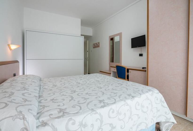 スタンダード４人部屋, Family Hotel Relax