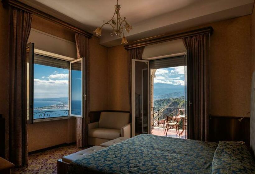 Полулюкс Вид на Море, Taormina Park