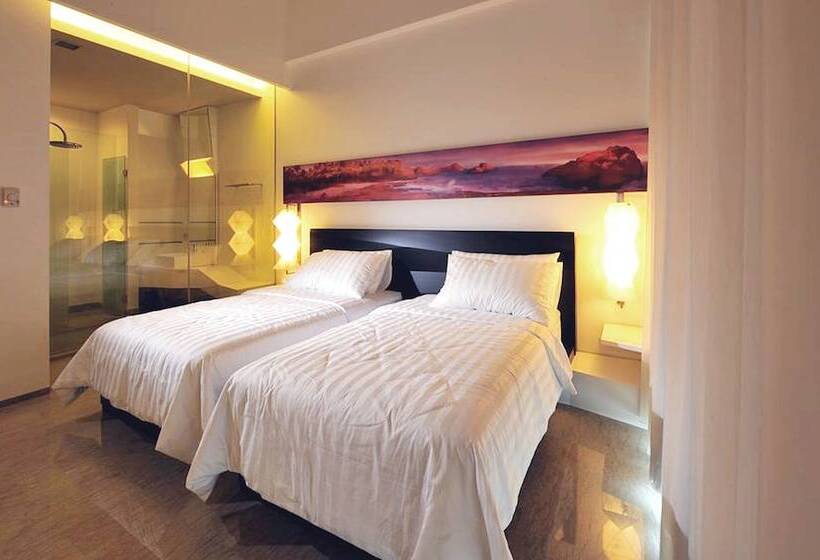 Номер Стандарт Вид на Море, Novotel Lampung