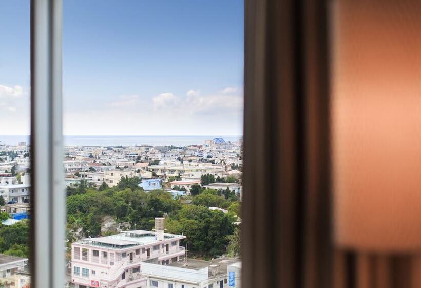 Номер Superior Вид на Море, Art Hotel Ishigakijima