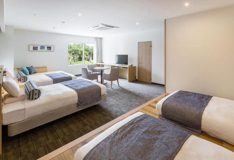 Четырехместный Номер Deluxe, Art Hotel Ishigakijima