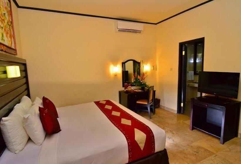 Полулюкс, Inna Sindhu Beach Hotel & Resort