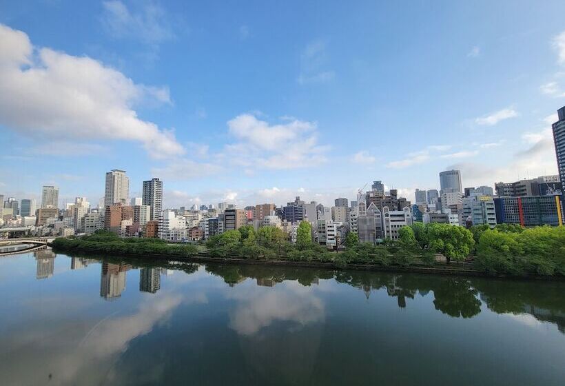 Номер Стандарт Трехместный, Osaka Castle