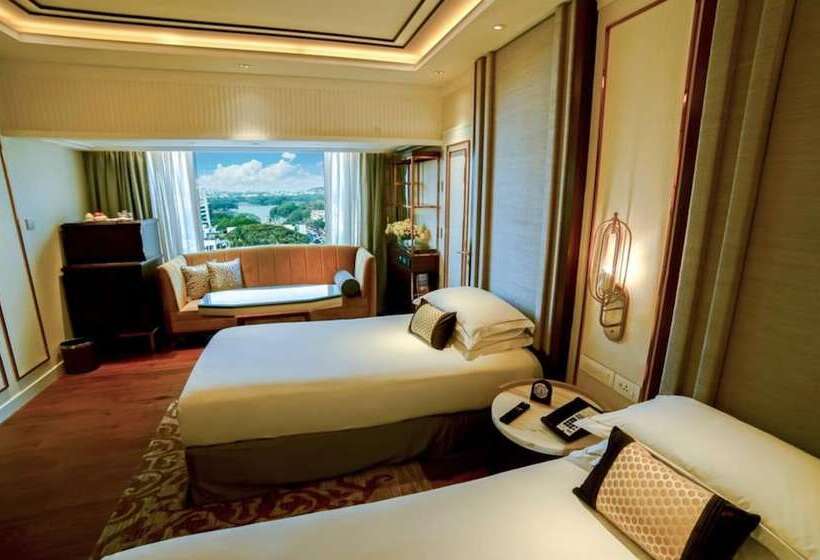 اتاق لوکس با چشم‌انداز شهر, Taj Mg Road Bengaluru