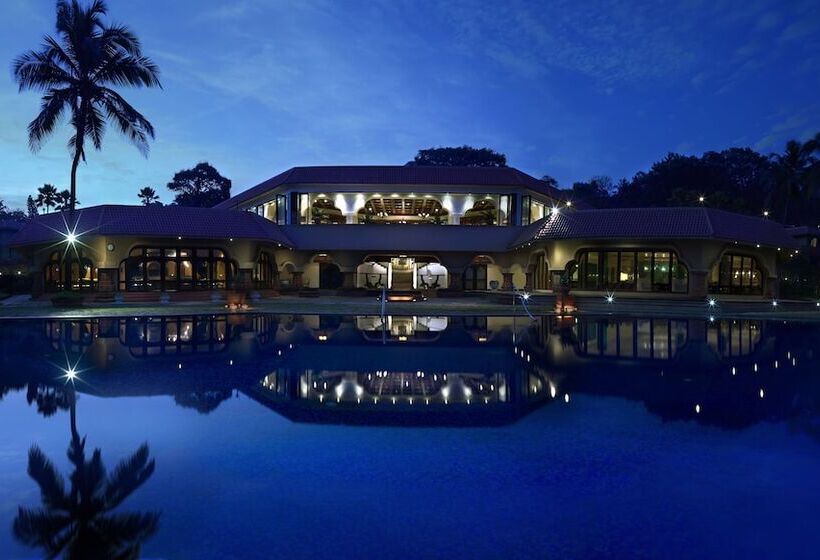 Quarto Deluxe Vista Mar, Taj Fort Aguada Resort & Spa, Goa