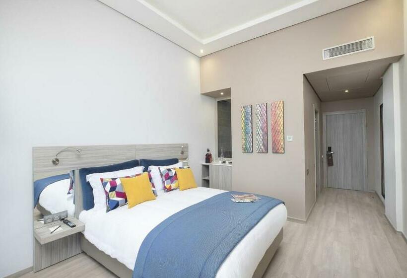 Quarto Estandar Vista Piscina, Marina Bay Tanger