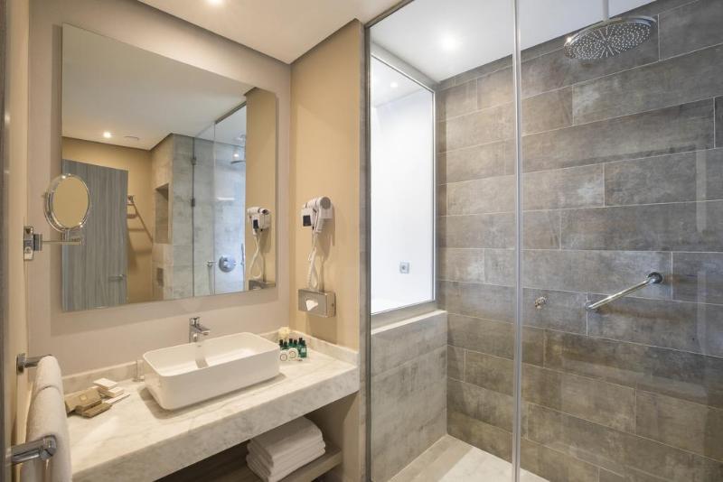 Quarto Superior com Vistas, Marina Bay Tanger