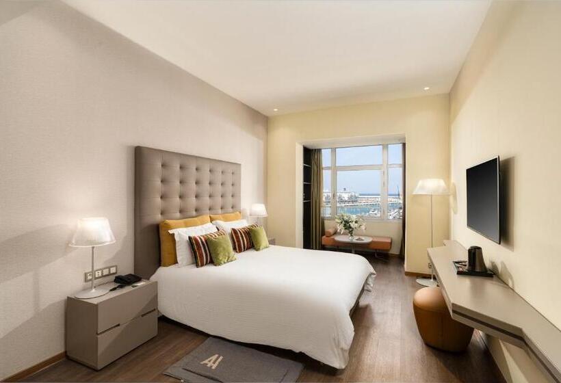 Quarto Superior com Vistas, Marina Bay Tanger