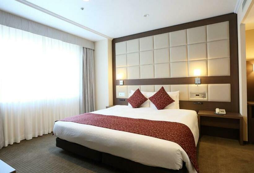 Полулюкс, Loisir Hotel Toyohashi