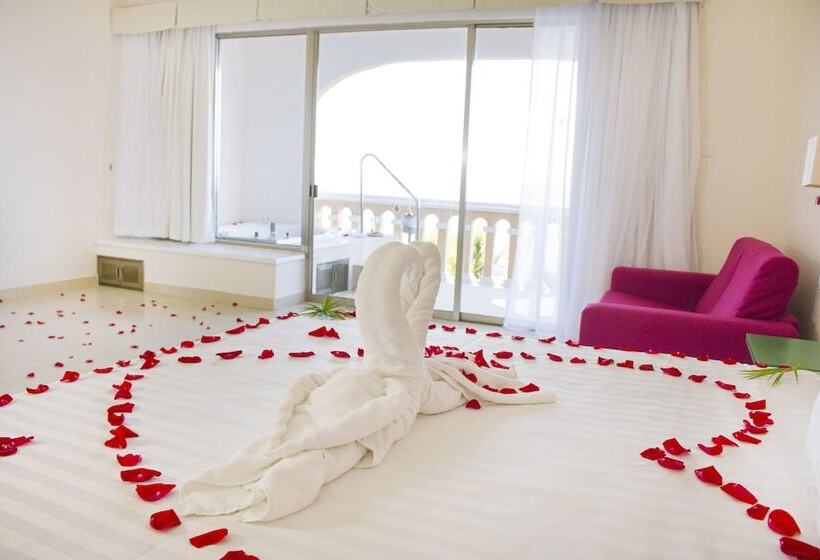 Tengerre Néző Standard Szoba Pezsgőfütdővel, All Ritmo Cancun Resort & Water Park