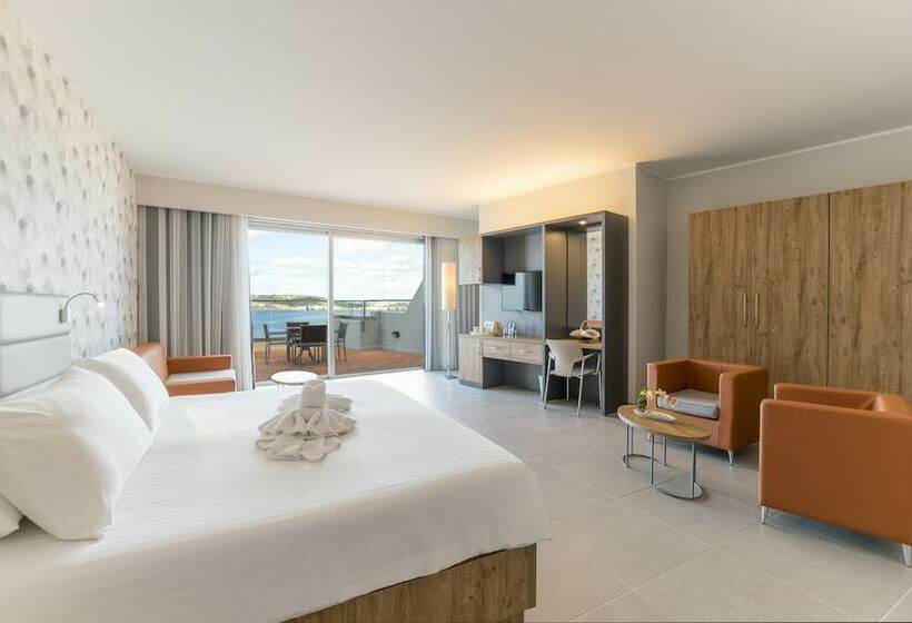 سوییت با چشم‌انداز دریا, Doubletree by Hilton Malta