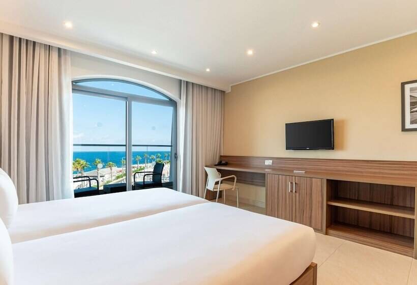 اتاق سوپریور با چشم‌انداز دریا, Doubletree by Hilton Malta