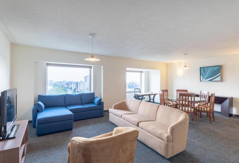 Люкс Вид на Город, Holiday Inn Guadalajara Expo Plaza Del Sol, An Ihg