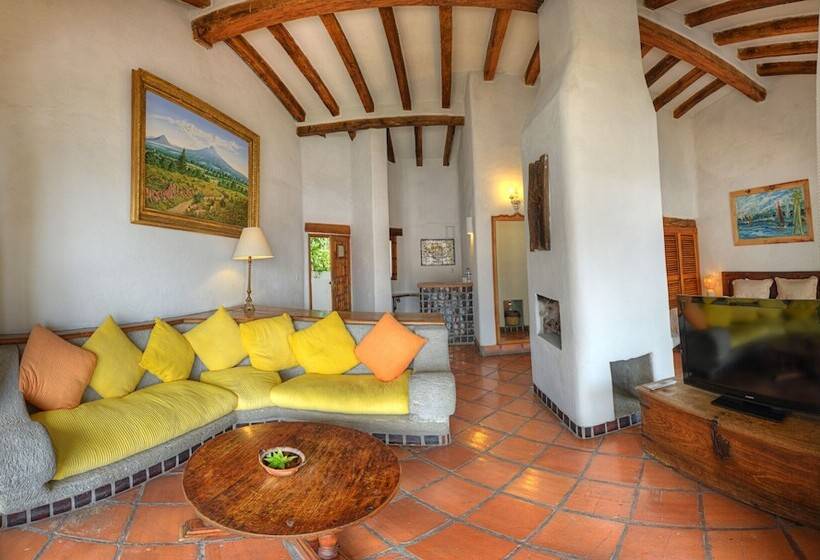 デラックススイート, Posada De La Mision, Hotel Museo Y Jardin
