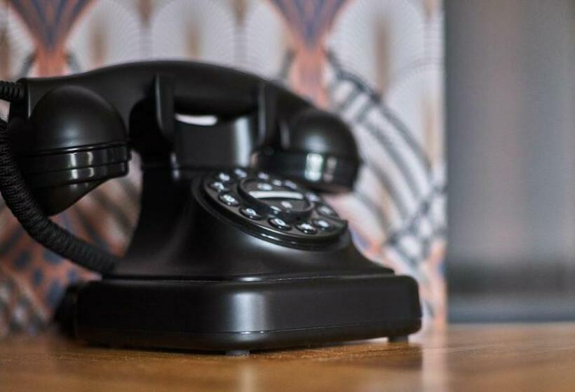 Номер Deluxe, Clayton Hotel Amsterdam American