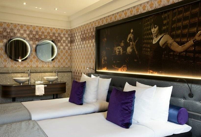 Номер Deluxe, Clayton Hotel Amsterdam American