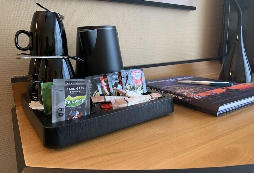 标准三人间, Badhotel Scheveningen
