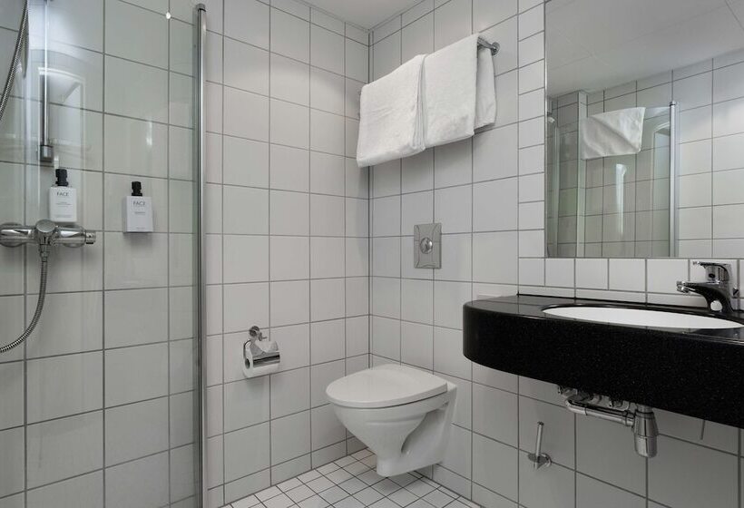 Семейный Номер, Scandic Kirkenes