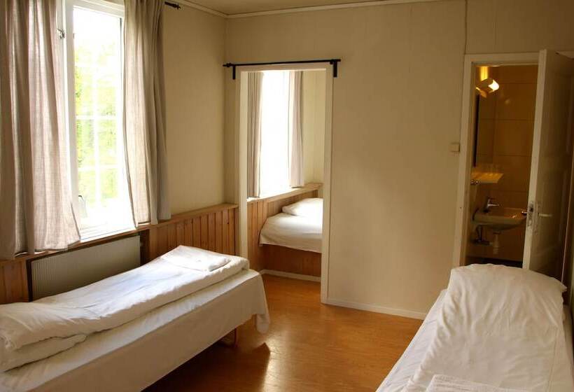 四人标准间, Singsaker Sommerhotell   Hostel