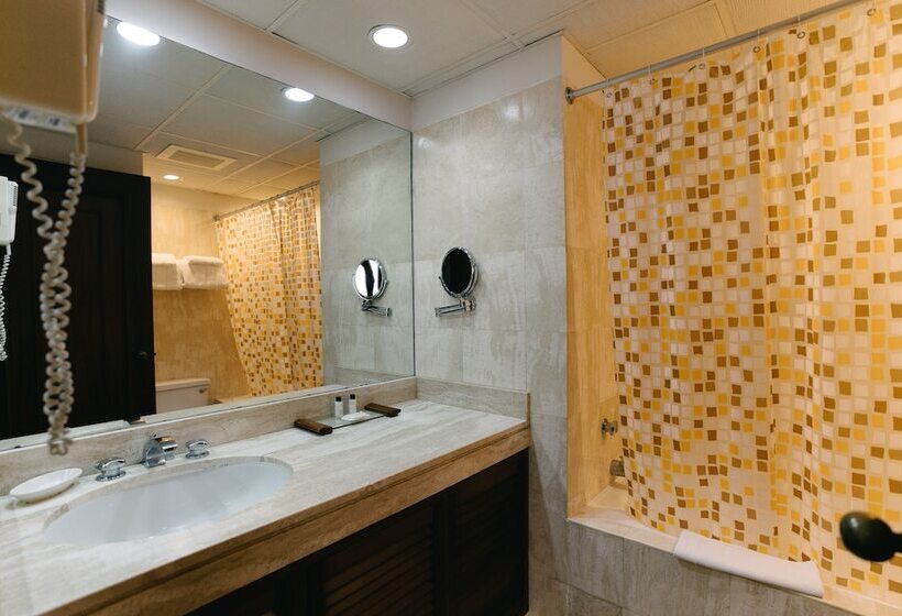 Номер Deluxe, Bth Hotel Lima Golf