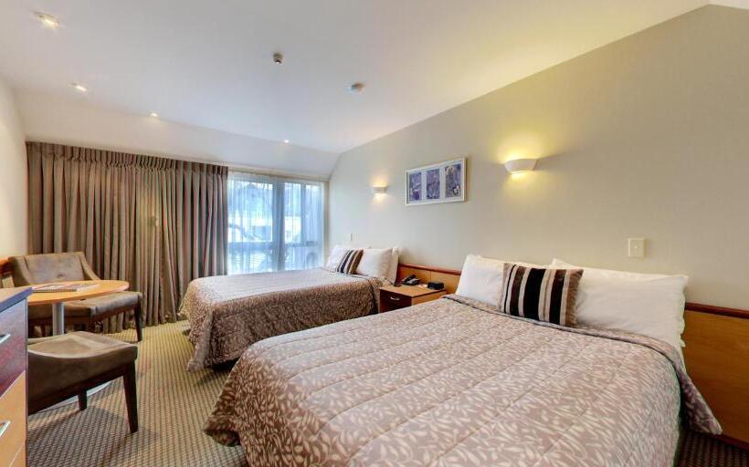 스탠다드 룸 더블 침대 2개, Dunedin Leisure Lodge  Distinction