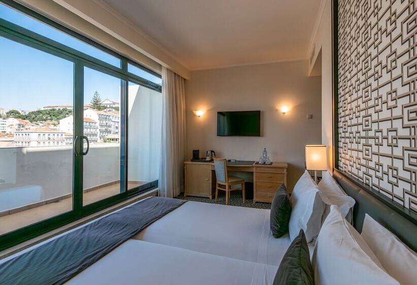 Quarto deluxe, Mundial