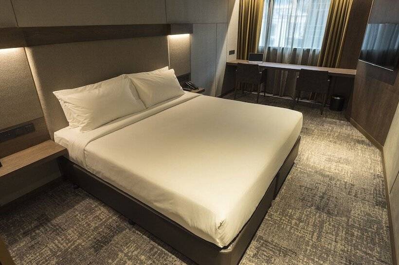 اتاق لوکس, 30 Bencoolen