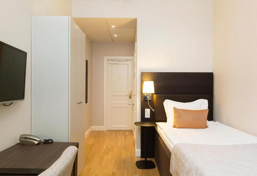 اتاق استاندارد یک نفره, Elite Hotel Adlon