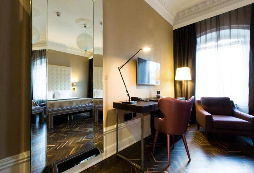 اتاق لوکس با تخت بزرگ, Elite Hotel Adlon