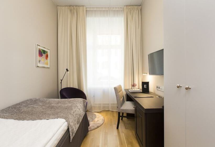 اتاق استاندارد یک نفره, Elite Hotel Adlon