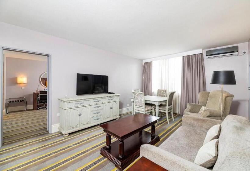 سوئیت با تخت بزرگ, Holiday Inn Mutare, An Ihg