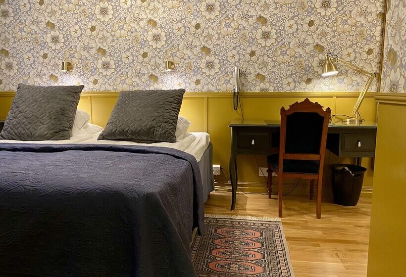Номер Стандарт, L St Clemens