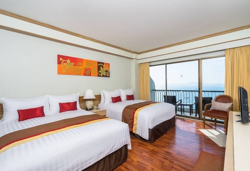 Семейный Номер Superior Вид на Море, Cosy Beach Hotel   Sha Extra Plus