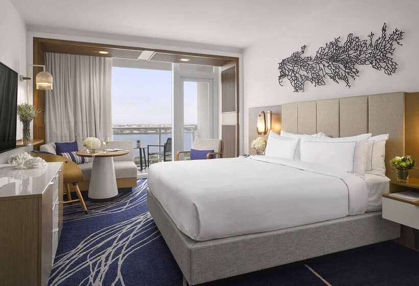 Номер Deluxe Кровать Кинг, Pullman Phuket Karon Beach Resort
