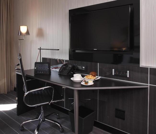 Номер Deluxe с Балконом, The Maslow Hotel, Sandton