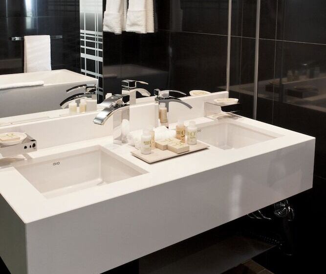 Люкс Повышенной Комфортности, The Maslow Hotel, Sandton
